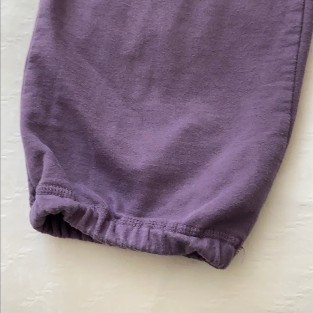Purple Capri - Picture 2 of 9